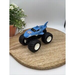 hot wheels monster Jam truck Shark Wreak Blue Mattel Big Wheels Replacement